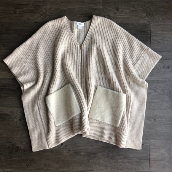 Club Monaco cashmere and shearling poncho - Picture 1 of 7